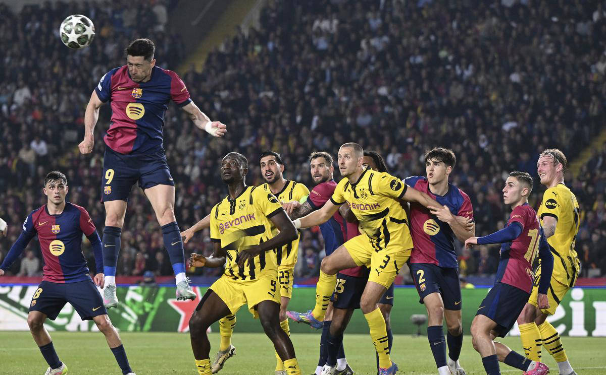 九游体育官网-欧冠大门未关，多支球队投入双线作战