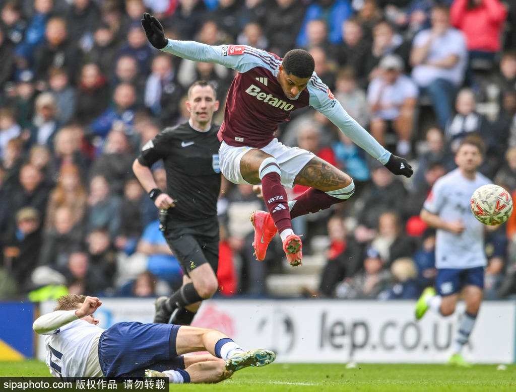 九游体育app下载-阿斯顿维拉士气低迷，主帅鼓励球队团结拼搏的简单介绍