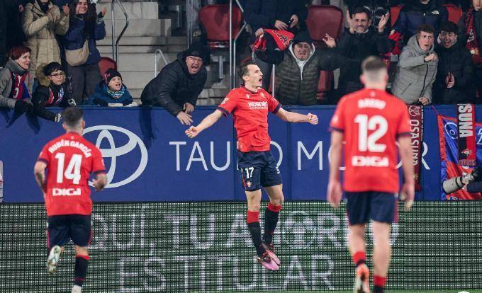 塞维利亚在客场战胜对手,取得连胜势头 塞维利亚在客场战胜对手,取得连胜势头