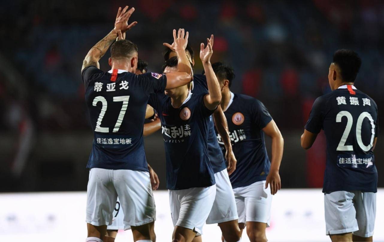 九游体育在线-包含河南建业迎战贵州恒丰，保级大战谁能占据主动？的词条