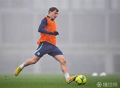 包含巴塞罗那球员齐心协力备战,为迎接比赛全力以赴的词条 包含巴塞罗那球员齐心协力备战,为迎接比赛全力以赴的词条