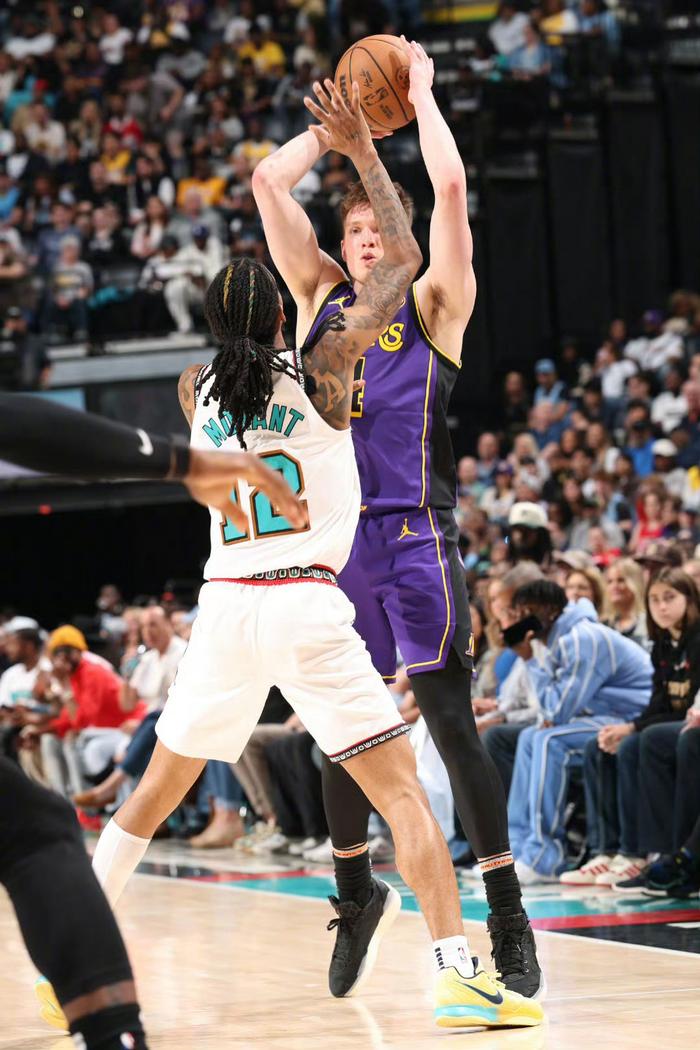 灰熊豪胜湖人:约根逊高效砍下分带队逆袭的简单介绍 灰熊豪胜湖人:约根逊高效砍下分带队逆袭的简单介绍