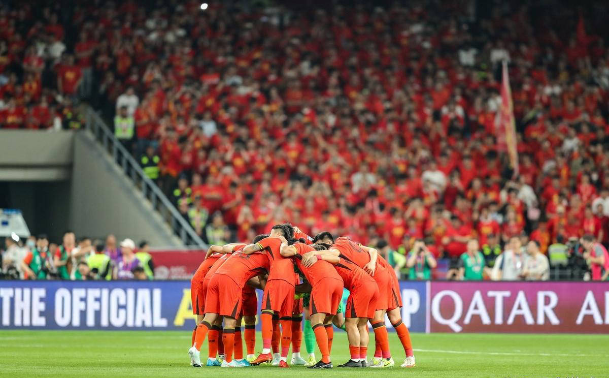 新人球员崭露头角,成为球队新希望 新人球员崭露头角,成为球队新希望