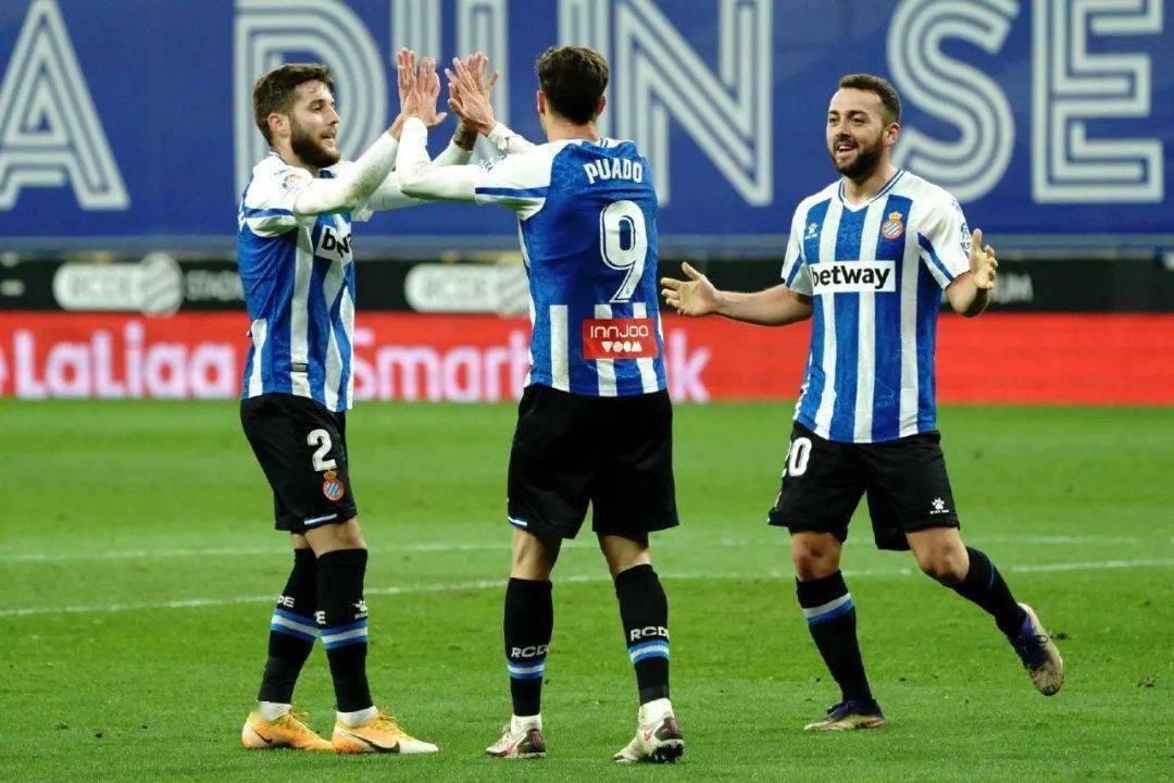 阿尔梅里亚与莱加内斯争夺胜利,引人瞩目 阿尔梅里亚与莱加内斯争夺胜利,引人瞩目