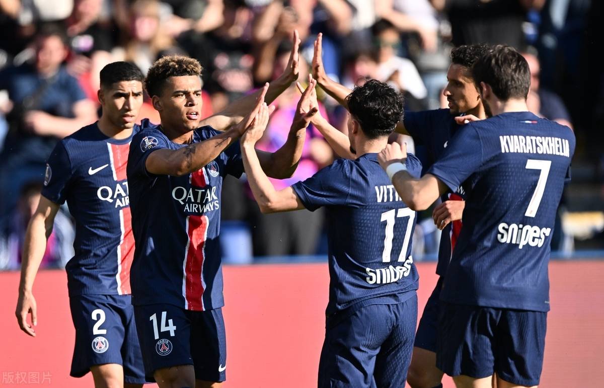 九游体育网页版-狂购！法甲俱乐部签下多名前锋，加强攻击力量