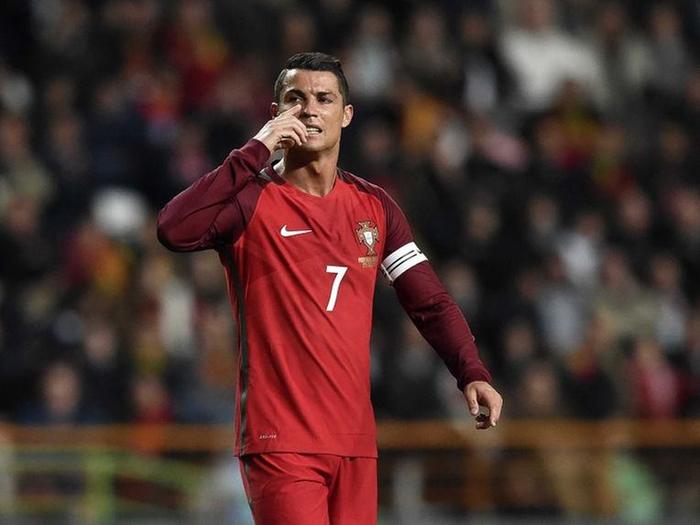 葡萄牙豪取胜利，立陶宛遭遇连败