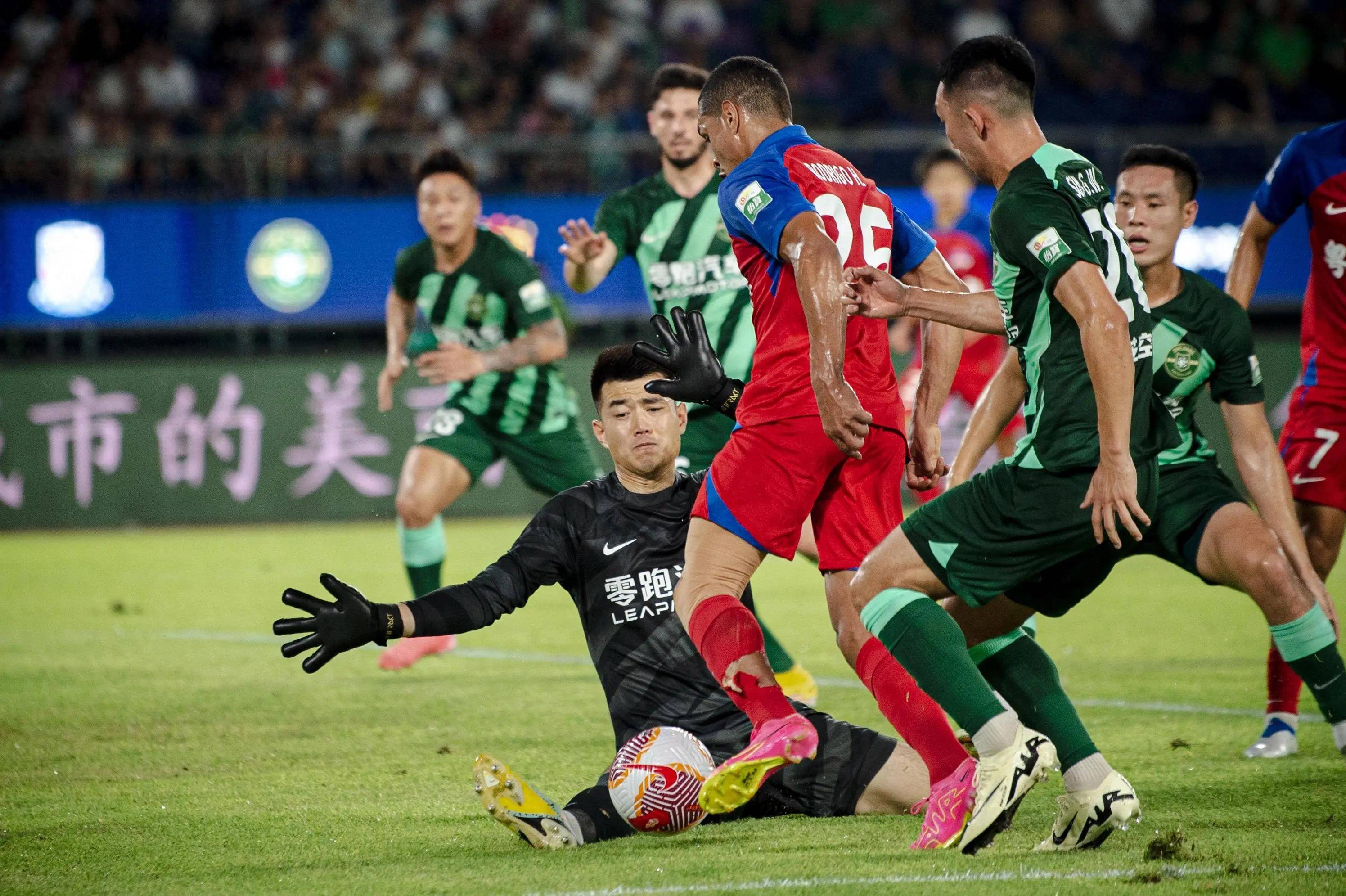 关于恒大豪取主场三分,稳固亚冠席位的信息 关于恒大豪取主场三分,稳固亚冠席位的信息