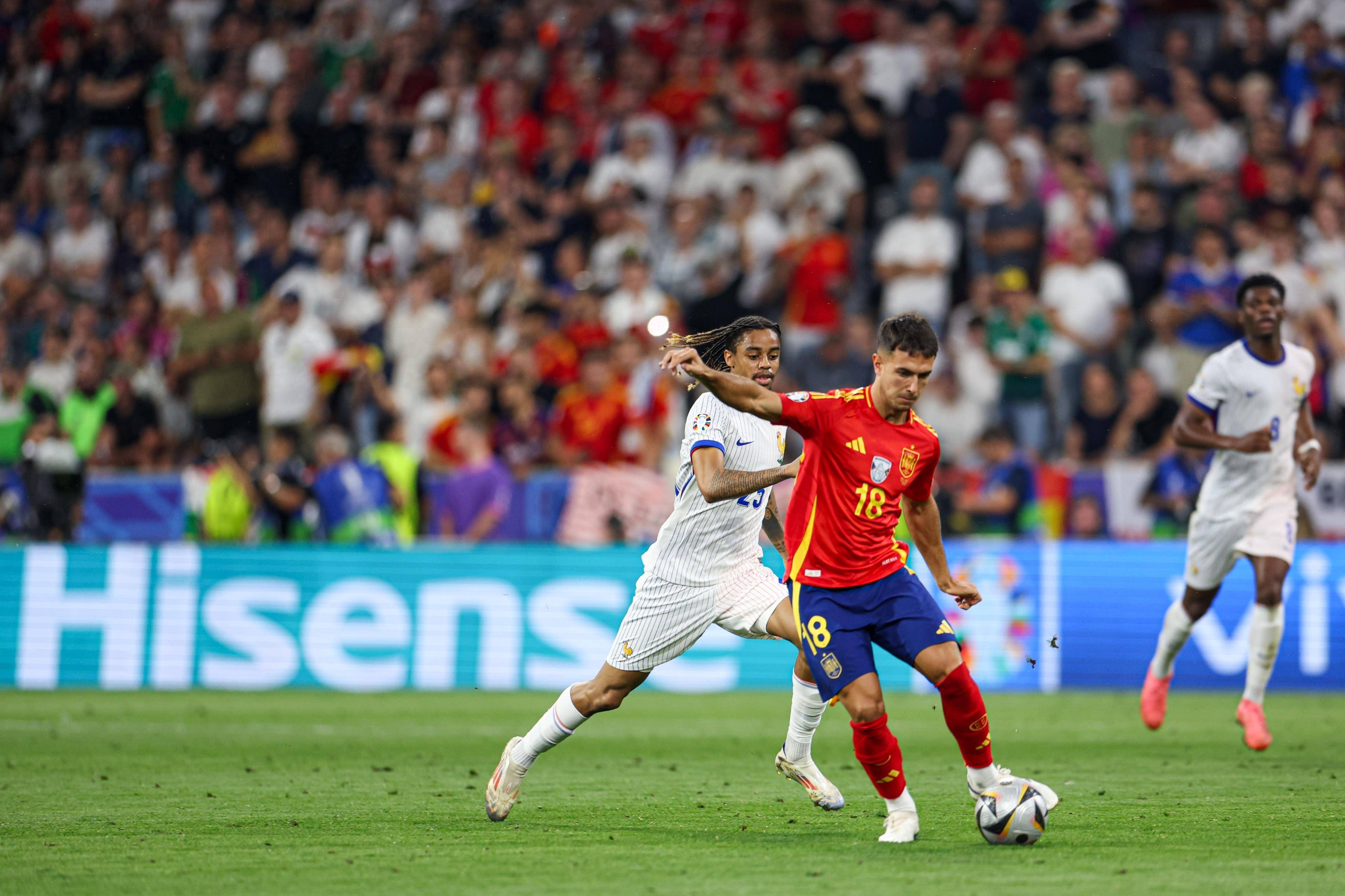 包含欧洲杯资格赛势如破竹,强队一路领先的词条 包含欧洲杯资格赛势如破竹,强队一路领先的词条