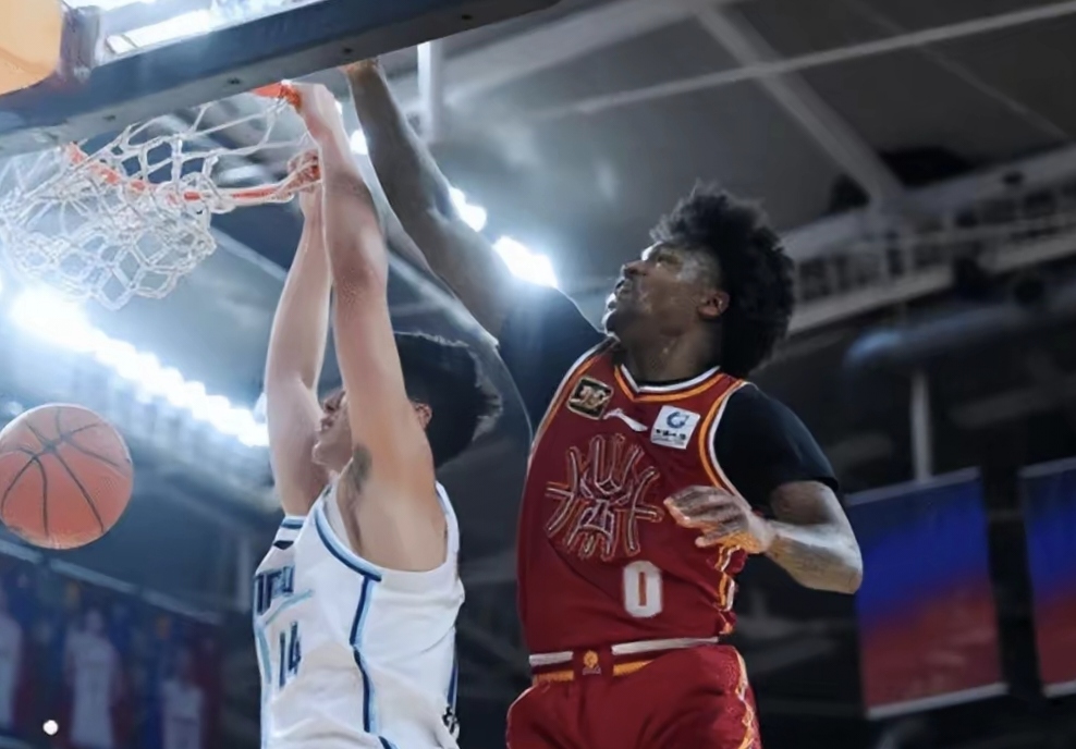 关于本轮比赛中双方火花四射,精彩纷呈的信息 关于本轮比赛中双方火花四射,精彩纷呈的信息