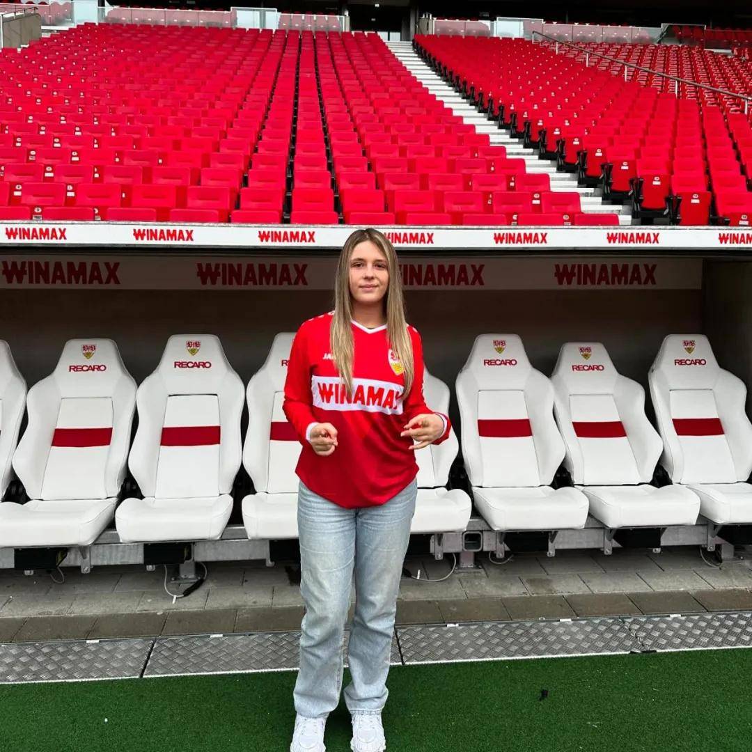 九游体育在线登录-斯图加特主帅换帅后，队员士气大增