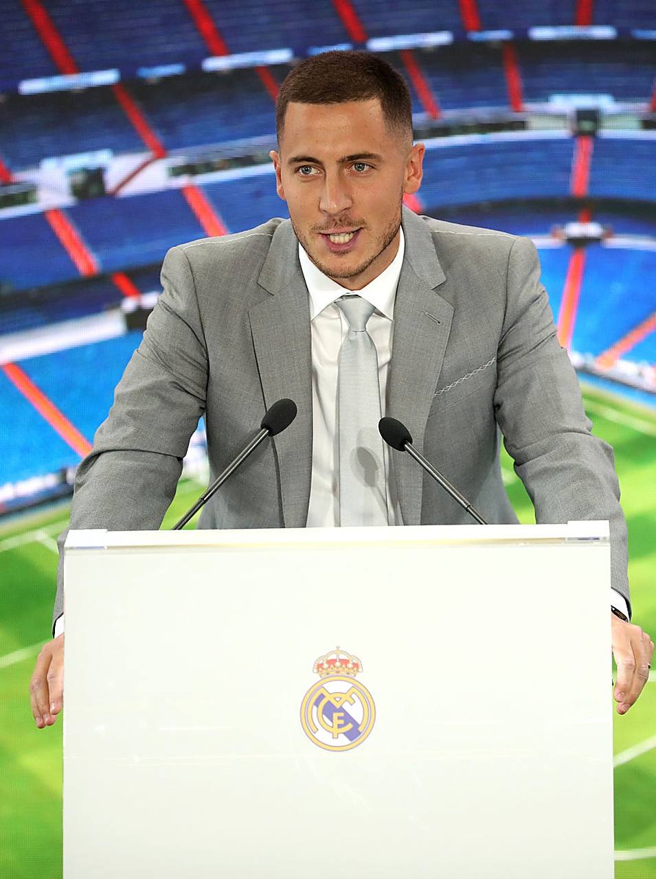 关于阿扎尔在德比战中破门,切尔西豪取三分的信息 关于阿扎尔在德比战中破门,切尔西豪取三分的信息