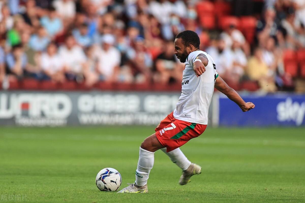 关于南安普顿惨遭阿斯顿维拉绝杀，状态低迷难获关键胜利的信息