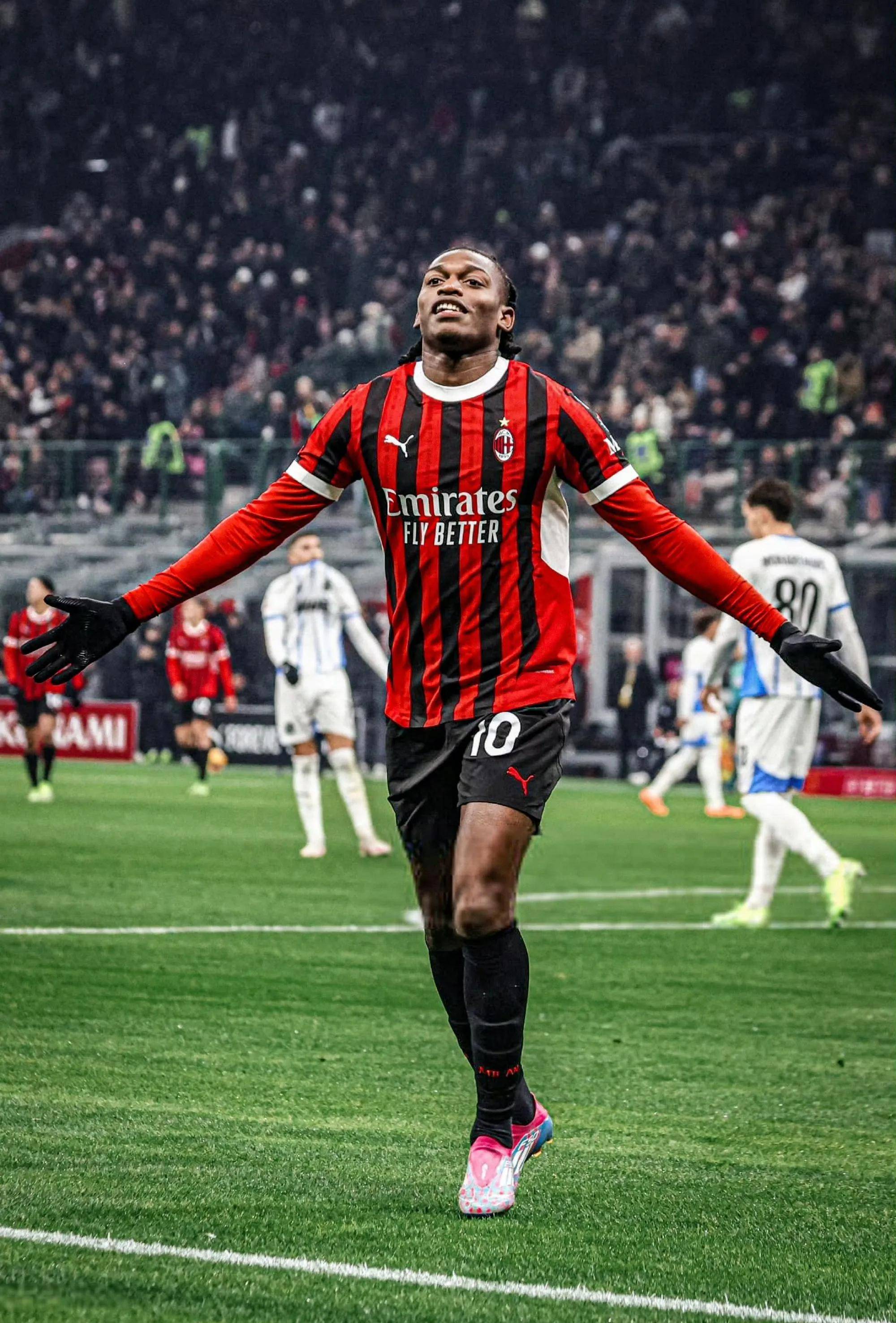 AC米兰控制比赛局势,实现关键胜利 AC米兰控制比赛局势,实现关键胜利