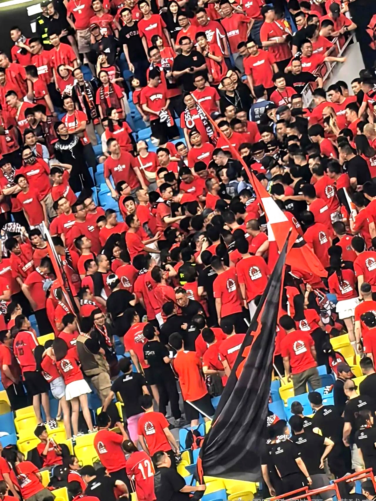 关于空前压力!球队面临重重困难,势如破竹的信息 关于空前压力!球队面临重重困难,势如破竹的信息