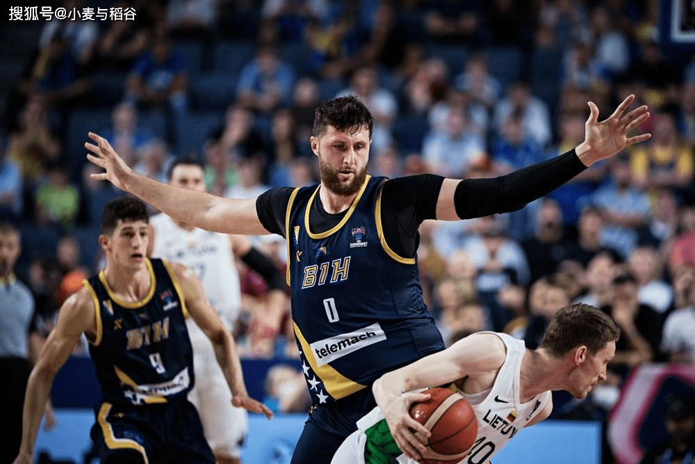 包含立陶宛球员在联赛中遭遇伤病暂时退赛的词条 包含立陶宛球员在联赛中遭遇伤病暂时退赛的词条