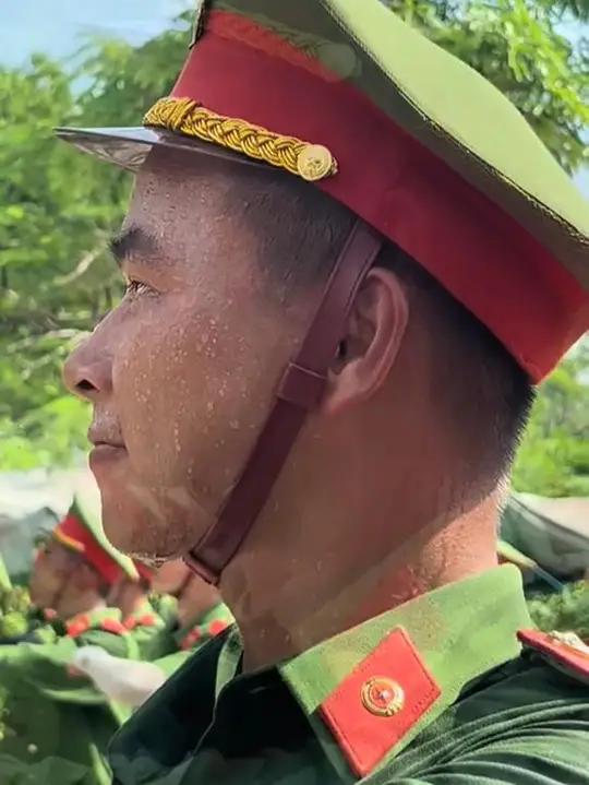 关于越南勇士登场,斗志昂扬迎接挑战的信息 关于越南勇士登场,斗志昂扬迎接挑战的信息